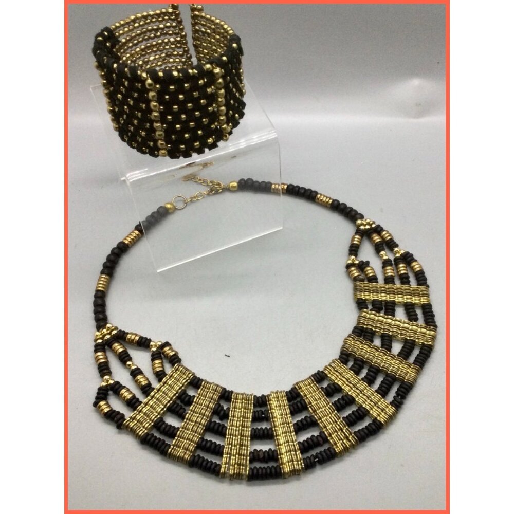 Ethnic Necklace & Bracelet